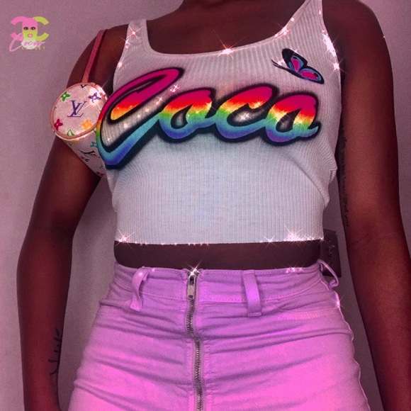 HOST PICK Y2k Graffiti Coco Top - Picture 2 of 2